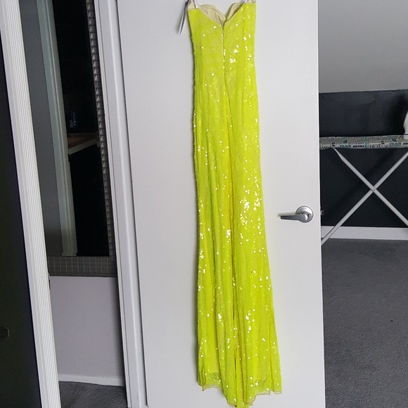Electric Lemon Gown - Picture 3 of 7